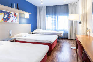 Urheberrecht: annabelle antas Room Standard Family Three at Scandic Atrium in Turku Finland